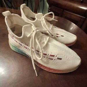 Wanted "Streak" Rainbow Embroidered Design Lace-up Sneakers Women Size 7